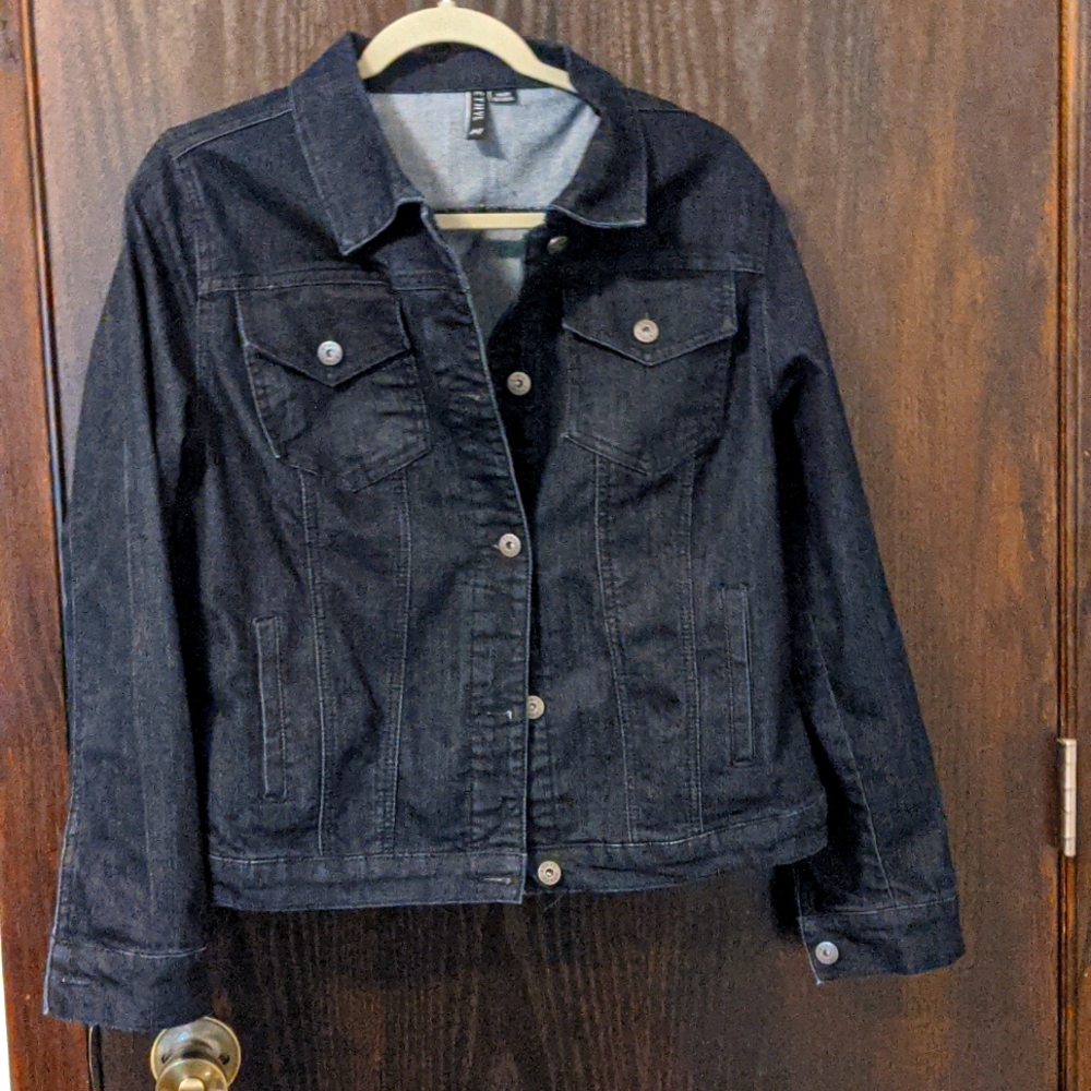Ethyl 2 Pocket Denim Jacket Dark wash size M